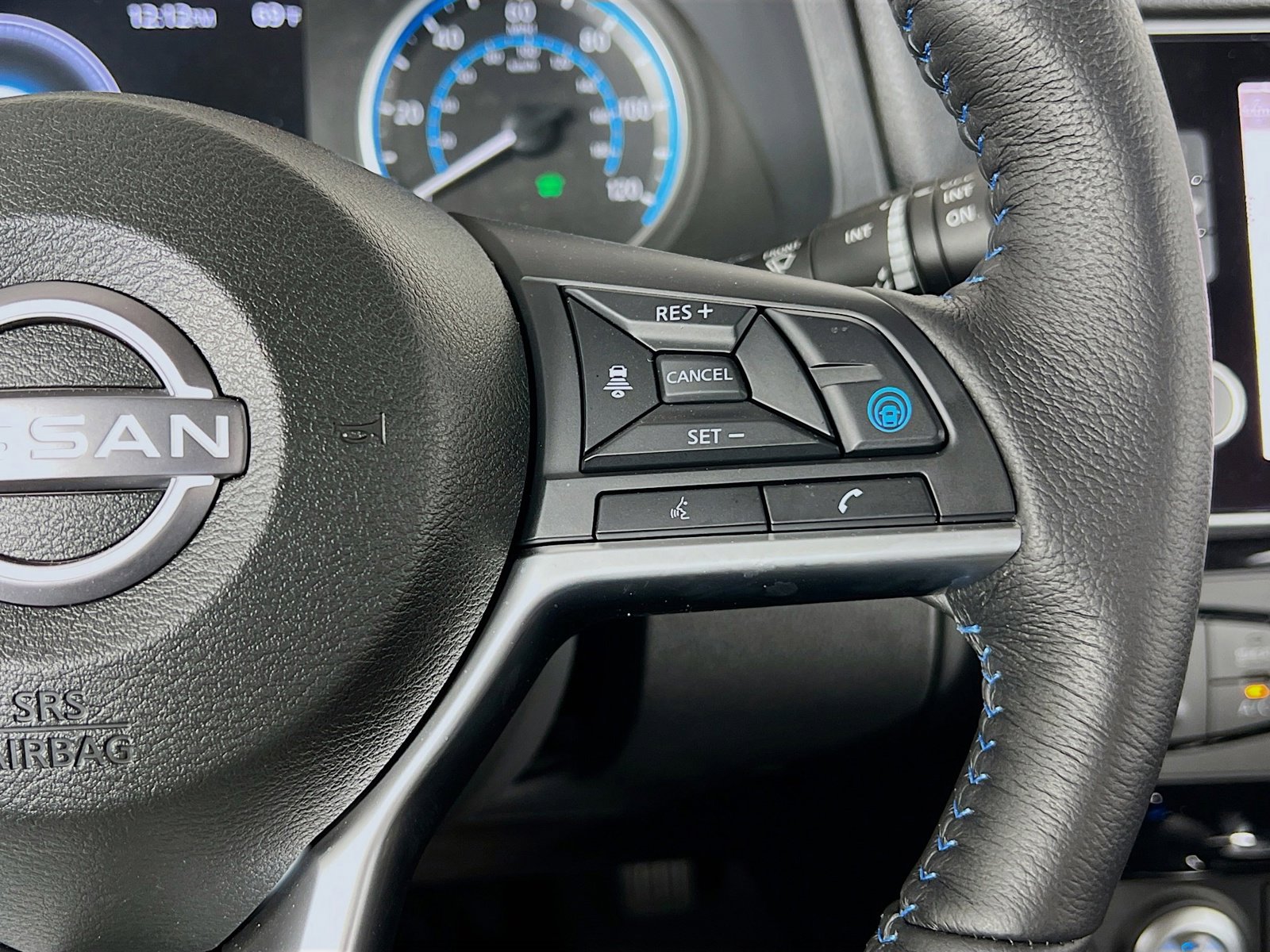 New 2025 Nissan Leaf SV Plus FWD image 16