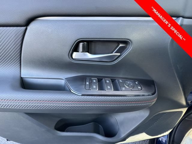 New 2025 Nissan Kicks SR AWD/4WD image 13