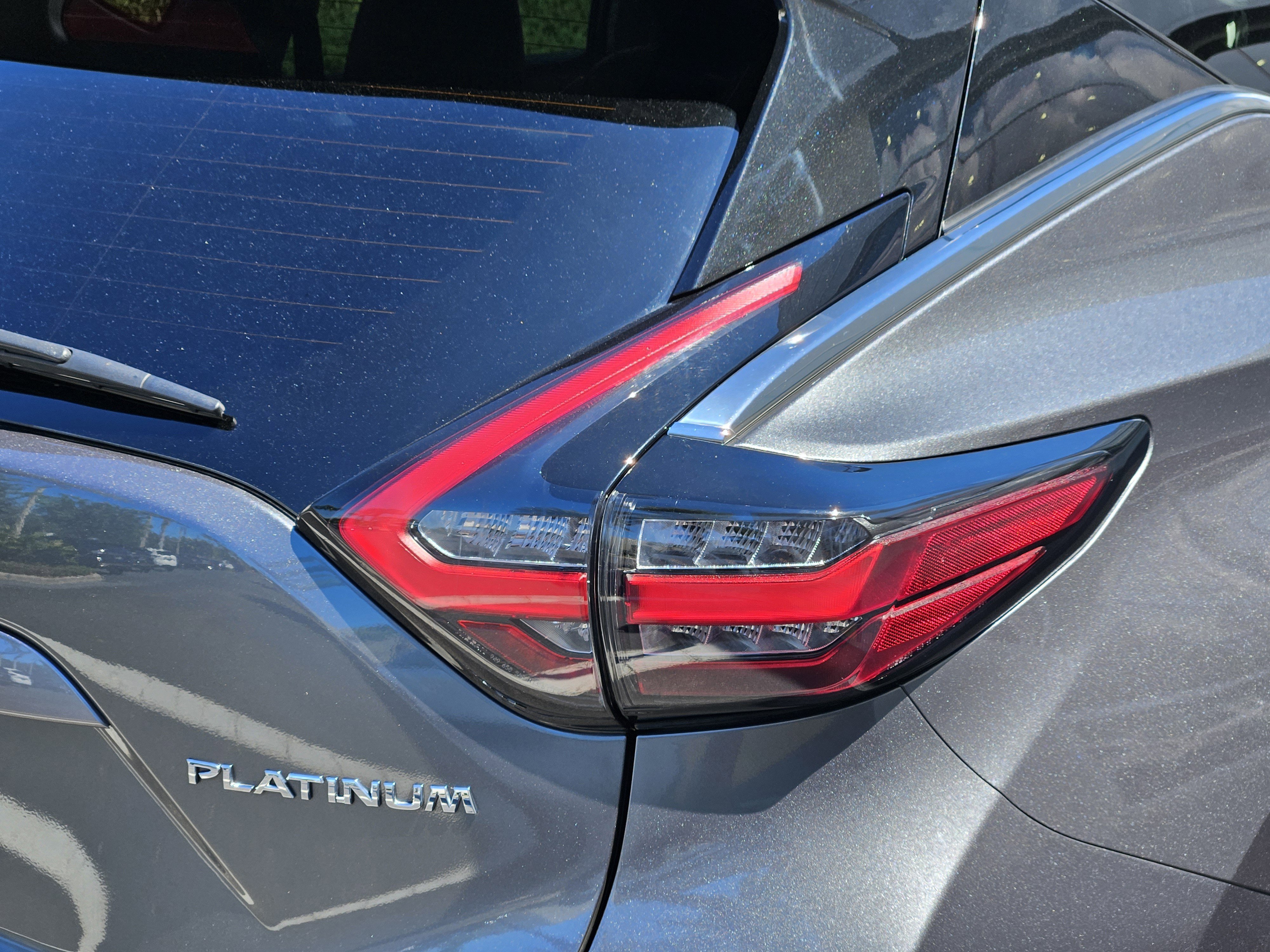 Used 2019 Nissan Murano Platinum image 10