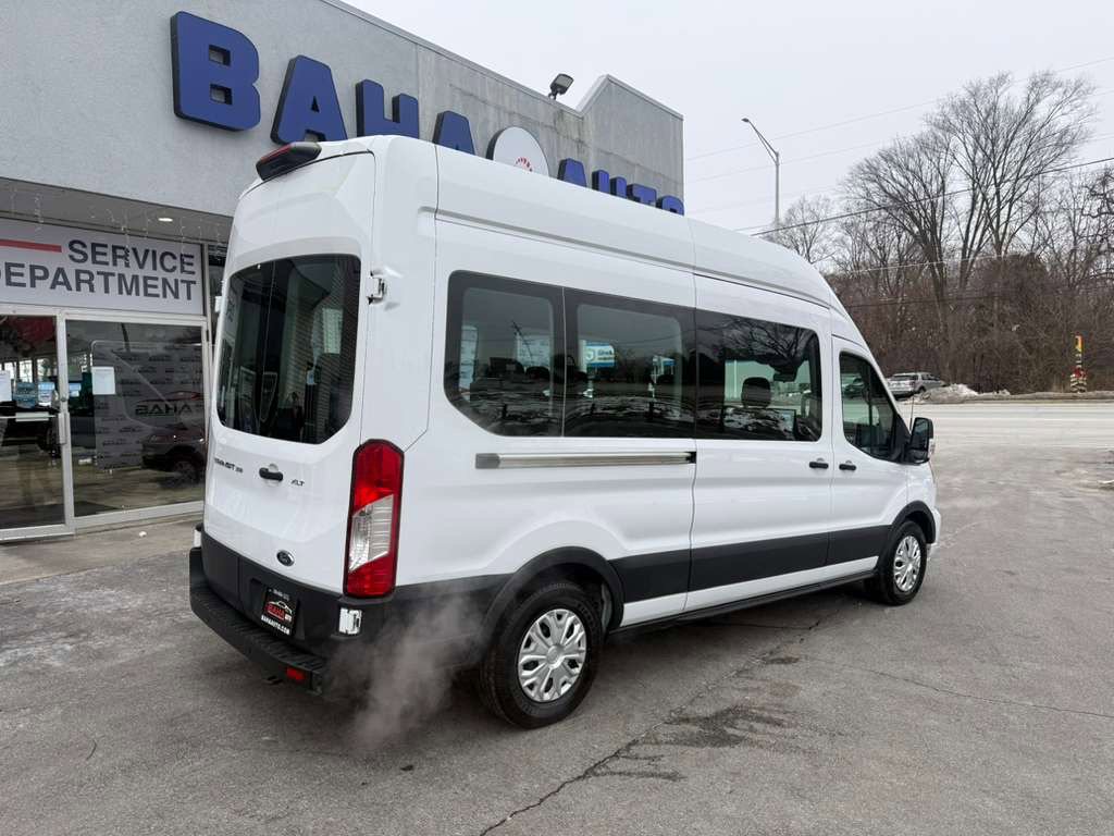 Used 2022 Ford Transit 350 XLT image 4