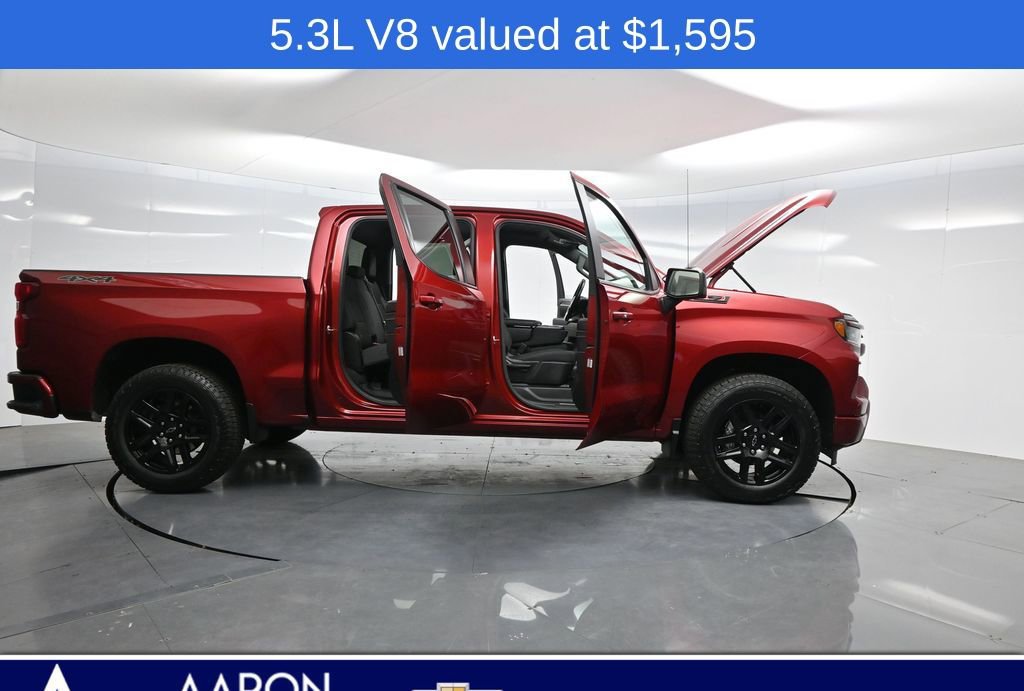 Used 2024 Chevrolet Silverado 1500 RST AWD/4WD image 3