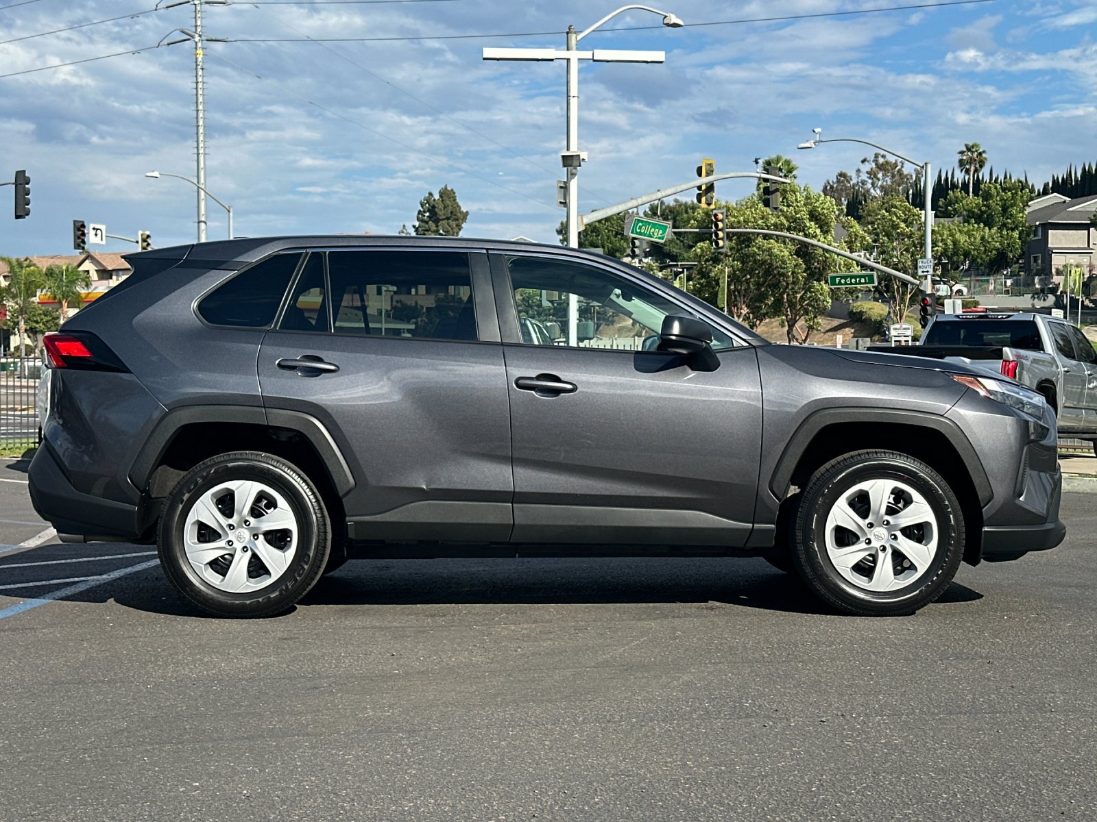 Used 2025 Toyota RAV4 LE FWD image 6