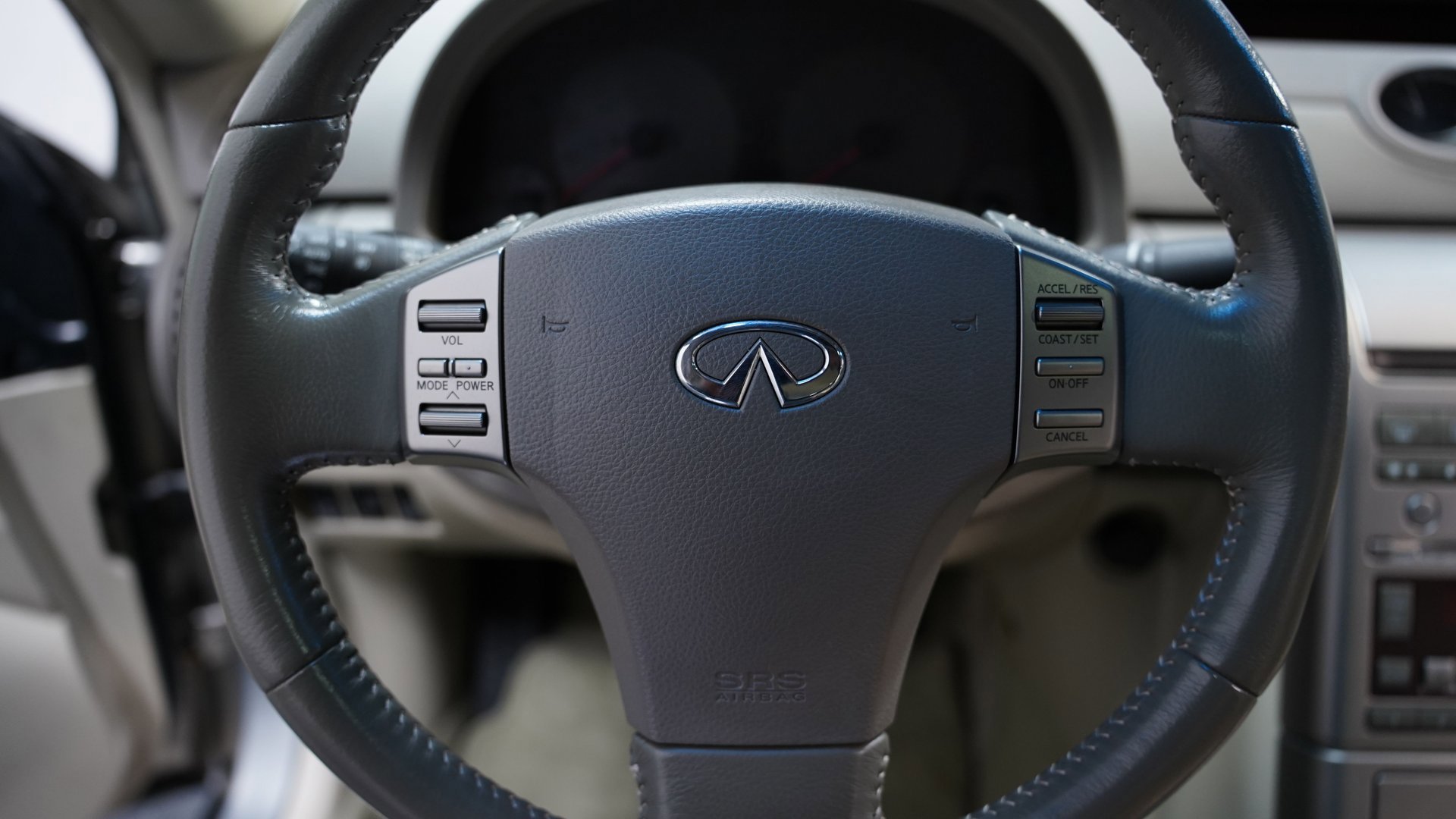 Used 2004 INFINITI G35 Coupe w/ Premium Pkg image 33