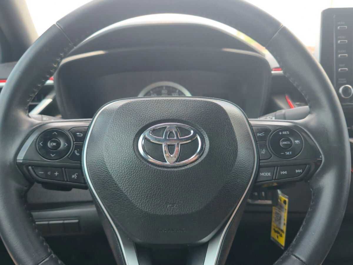 Used 2021 Toyota Corolla SE w/ Carpet Mat Package (TMS) image 17