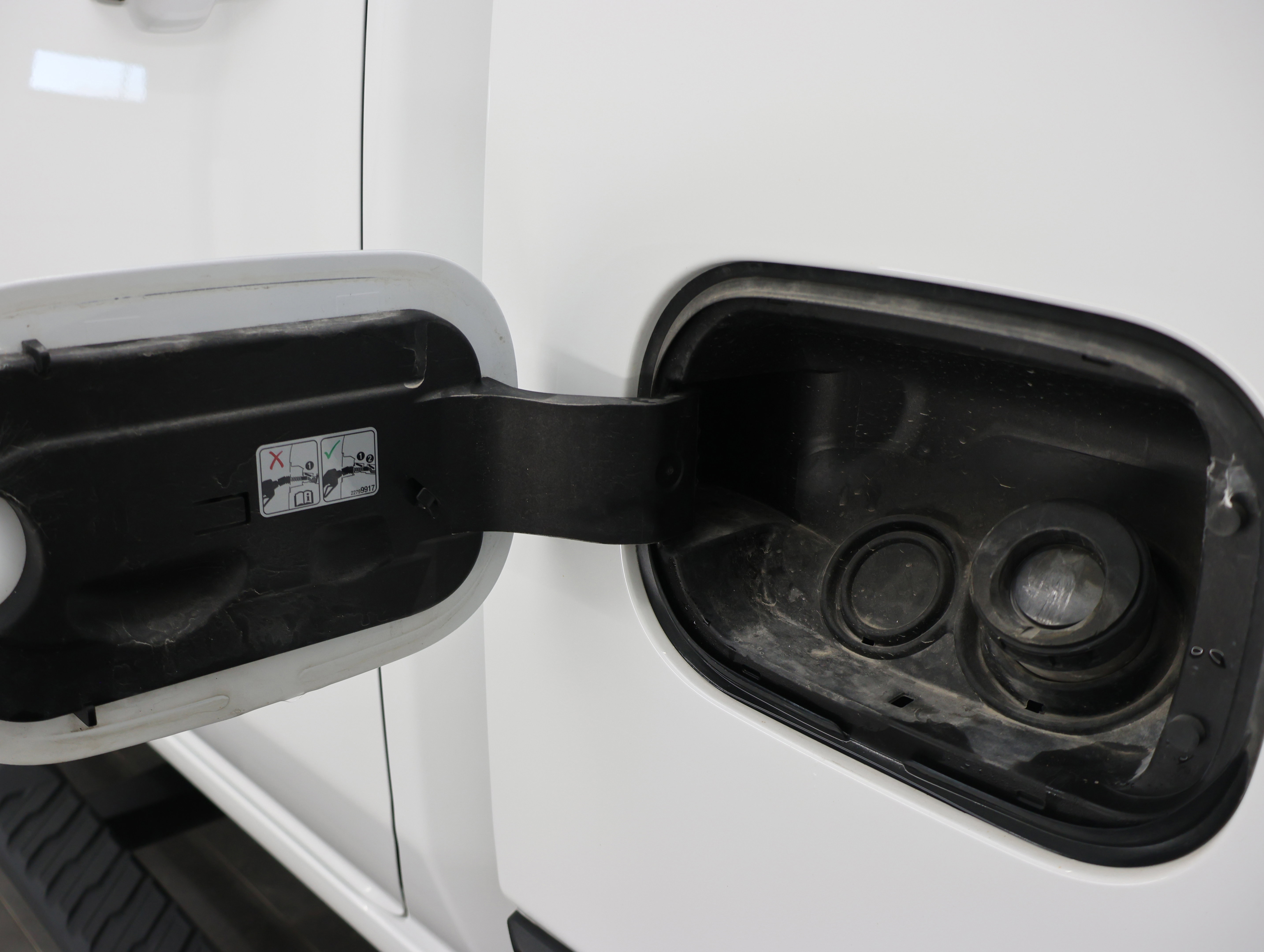 Used 2022 Chevrolet Silverado 2500 LT w/ Z71 Sport Edition image 31