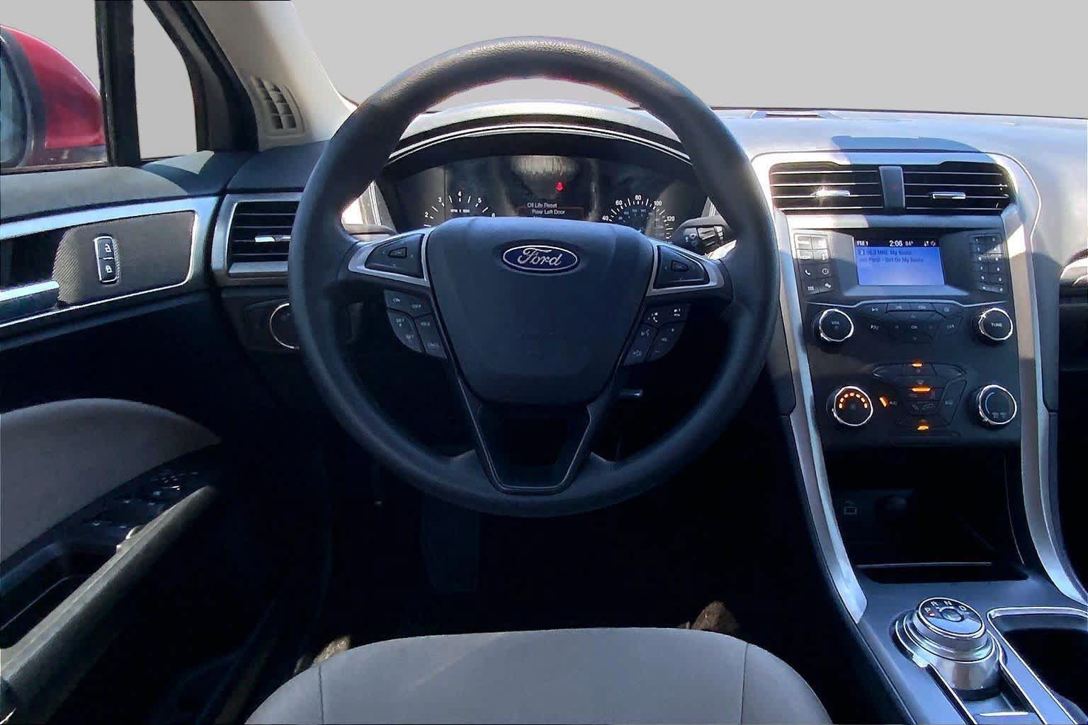 Used 2020 Ford Fusion S FWD image 6