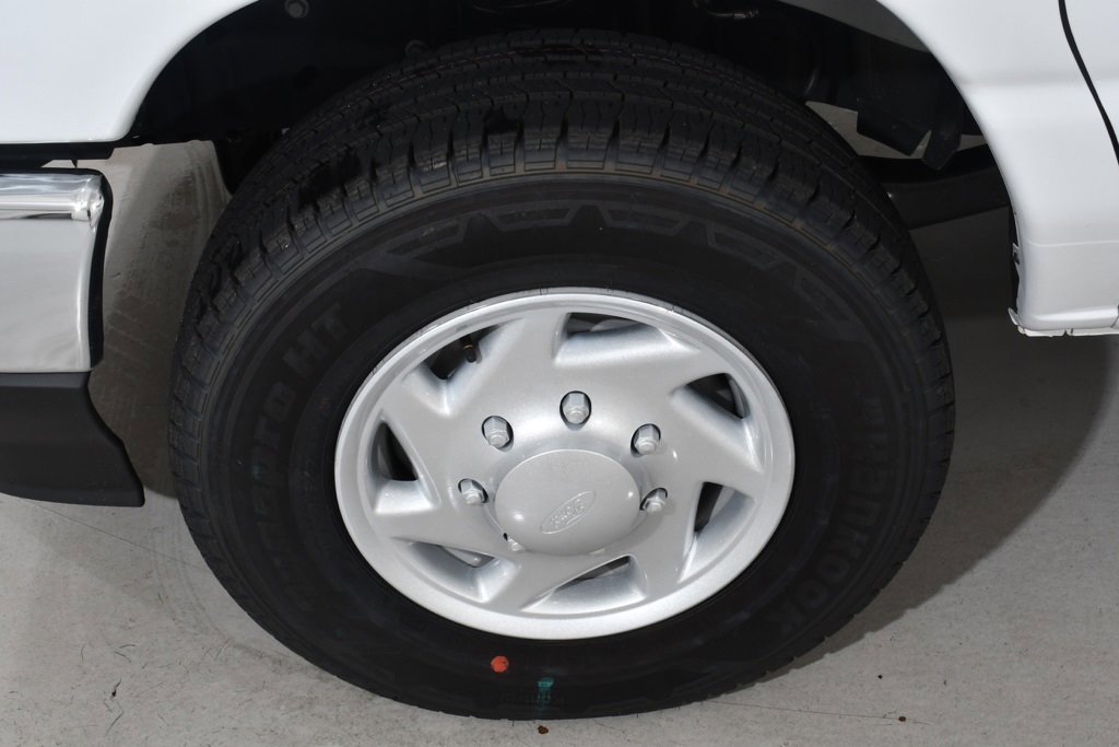 New 2026 Ford E-350 and Econoline 350 Super Duty w/ Power Equipment Group image 23