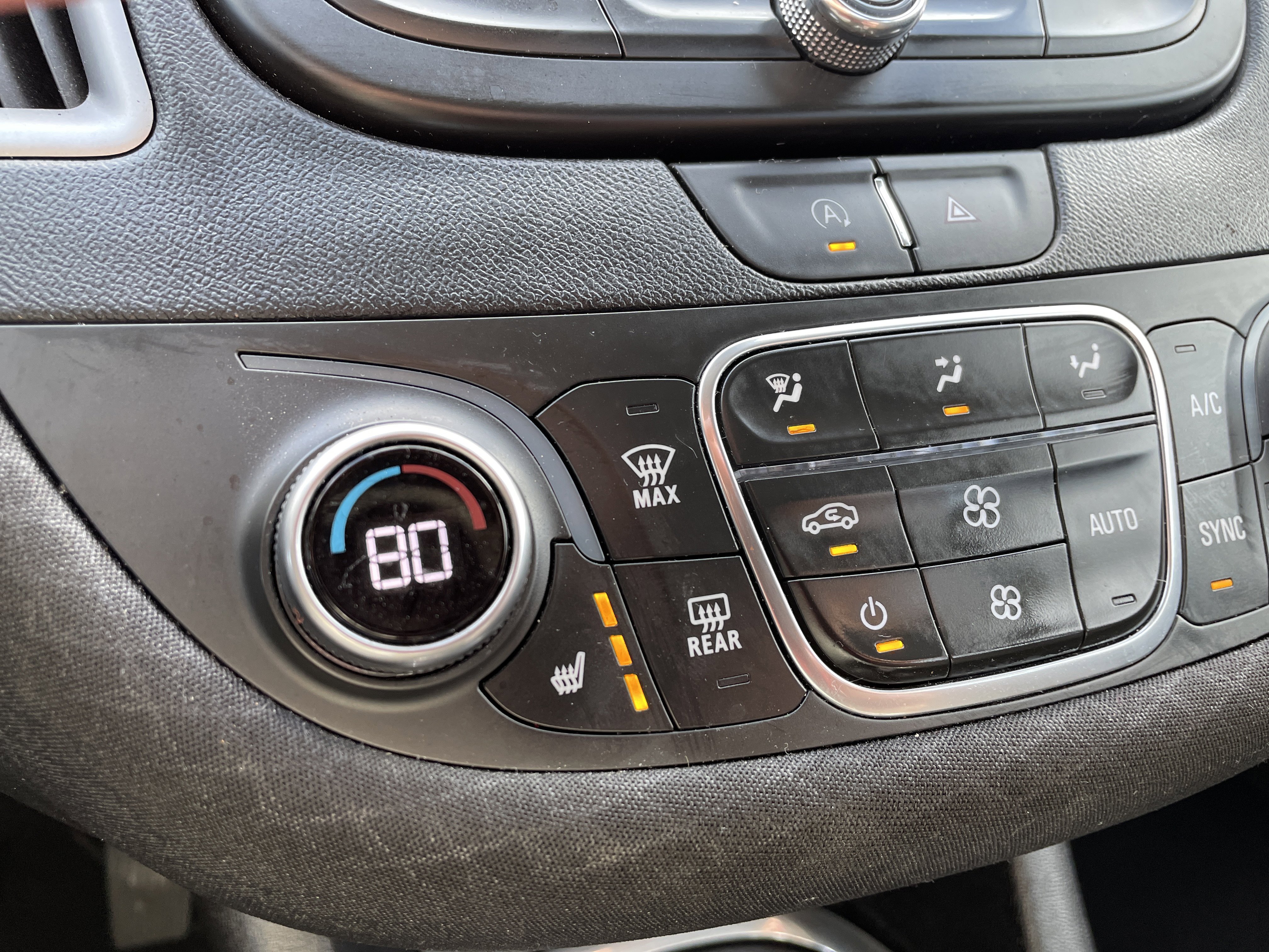 Certified 2024 Chevrolet Malibu LT image 30