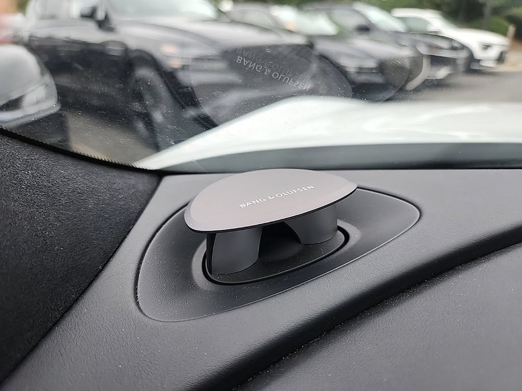 Used 2024 Genesis G90 3.5T AWD/4WD image 15