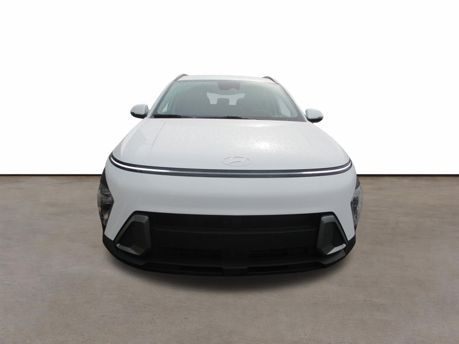 Used 2025 Hyundai Kona SEL FWD image 8