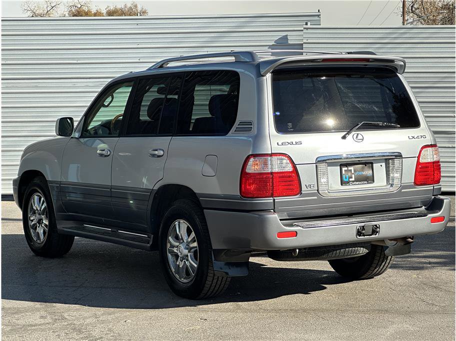 Used 2005 Lexus LX 470 4WD image 12