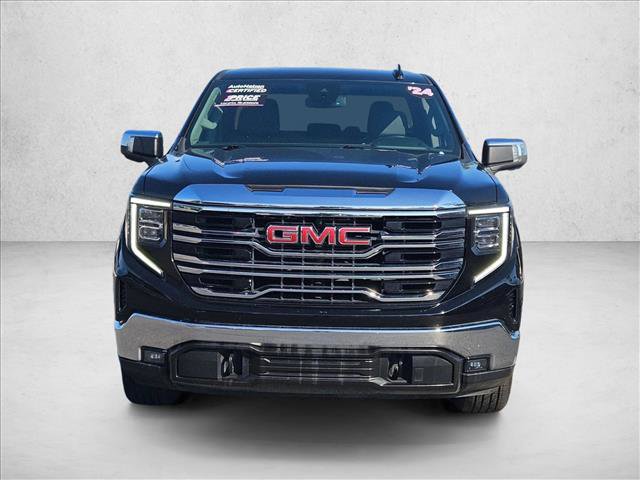 Used 2024 GMC Sierra 1500 SLT image 2