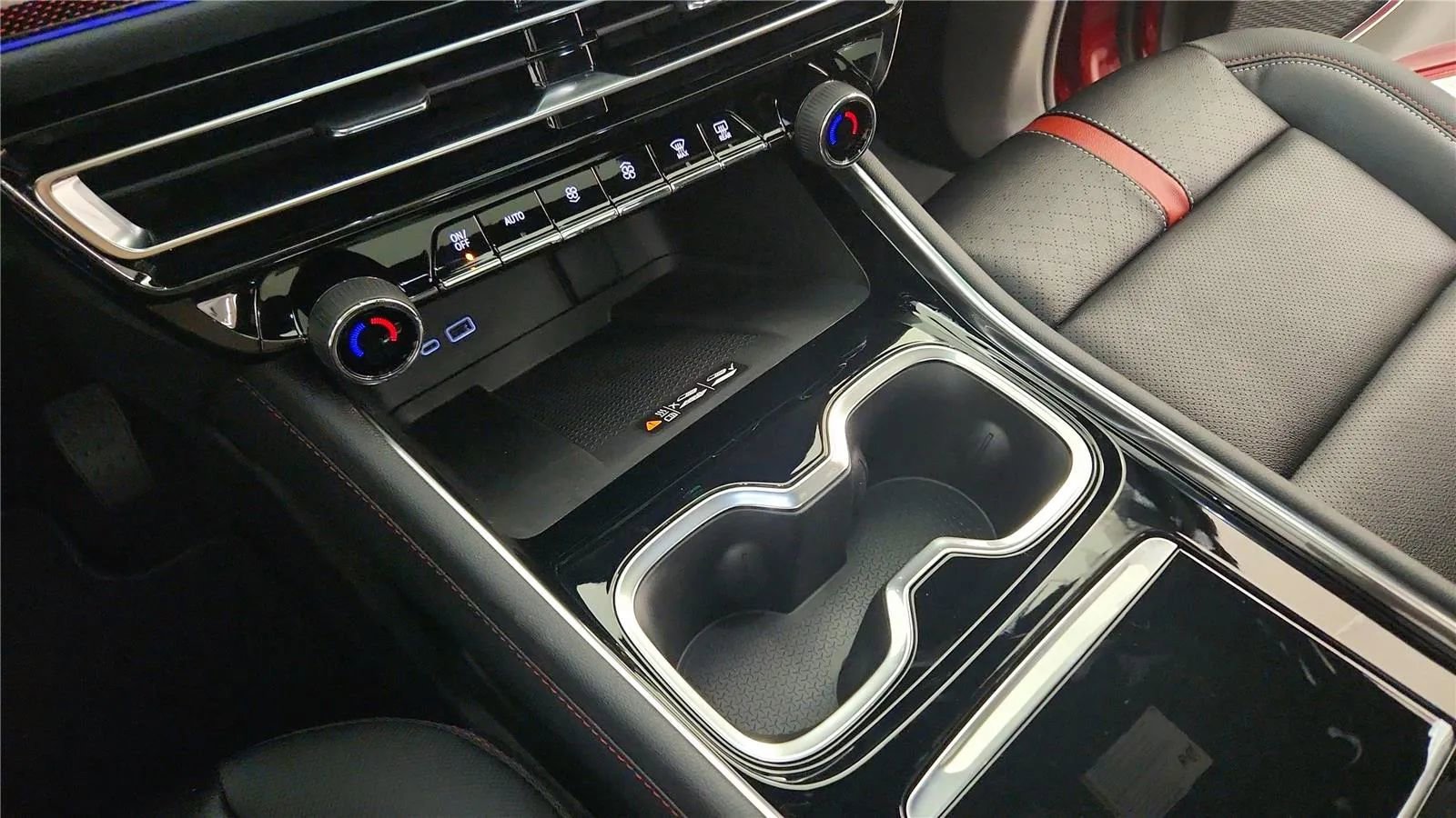 New 2026 Chevrolet Traverse RS image 27