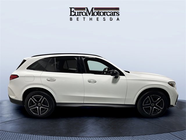 Used 2025 Mercedes-Benz GLC 300 4MATIC image 6