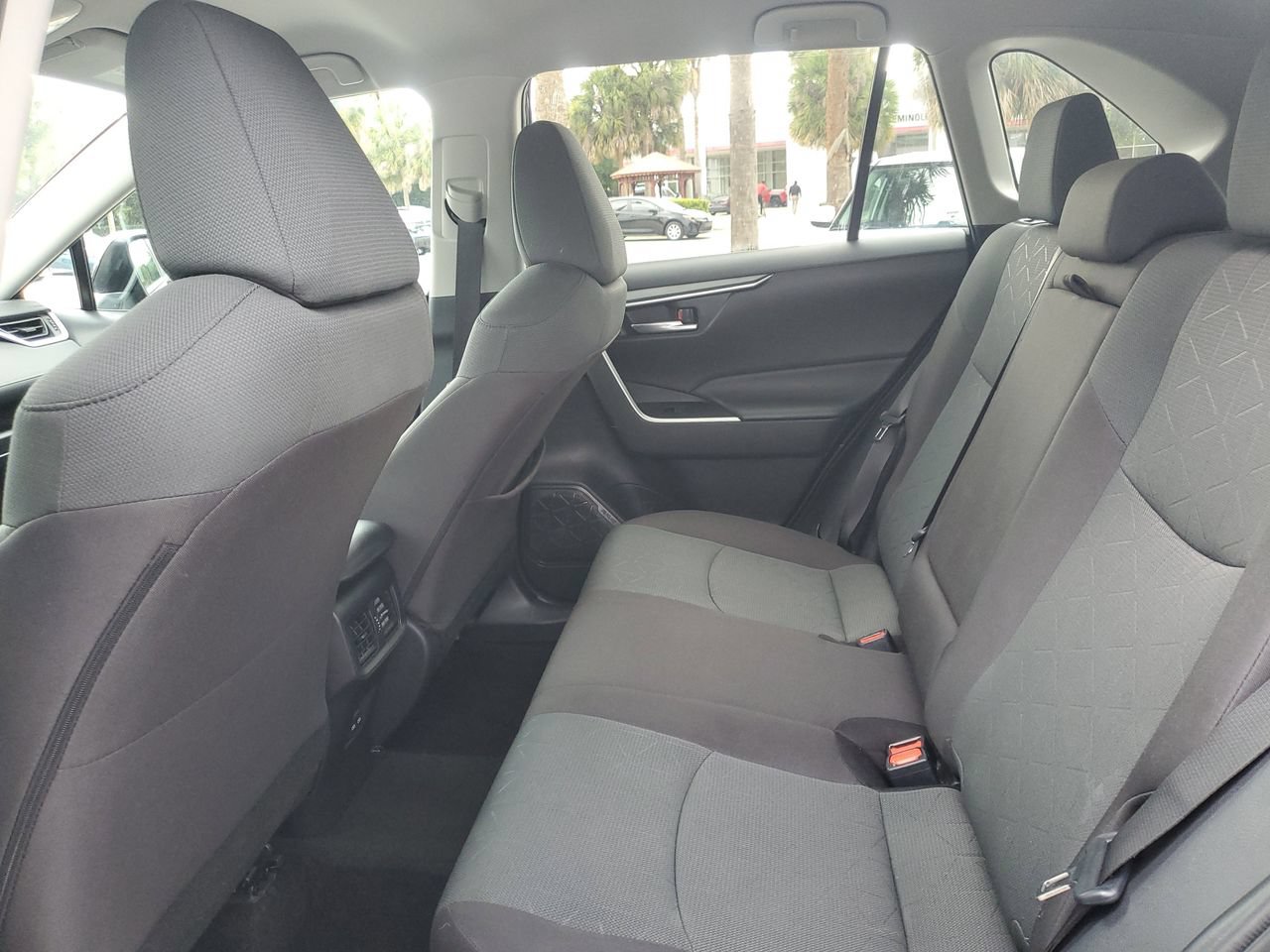 Used 2024 Toyota RAV4 XLE FWD image 10