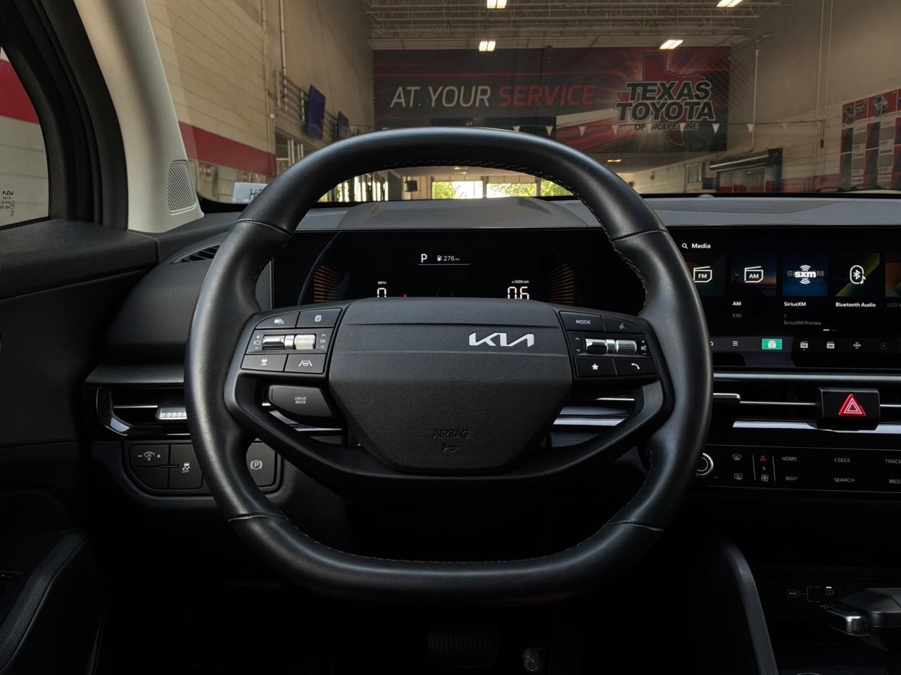 Used 2026 Kia Sportage LX FWD image 32