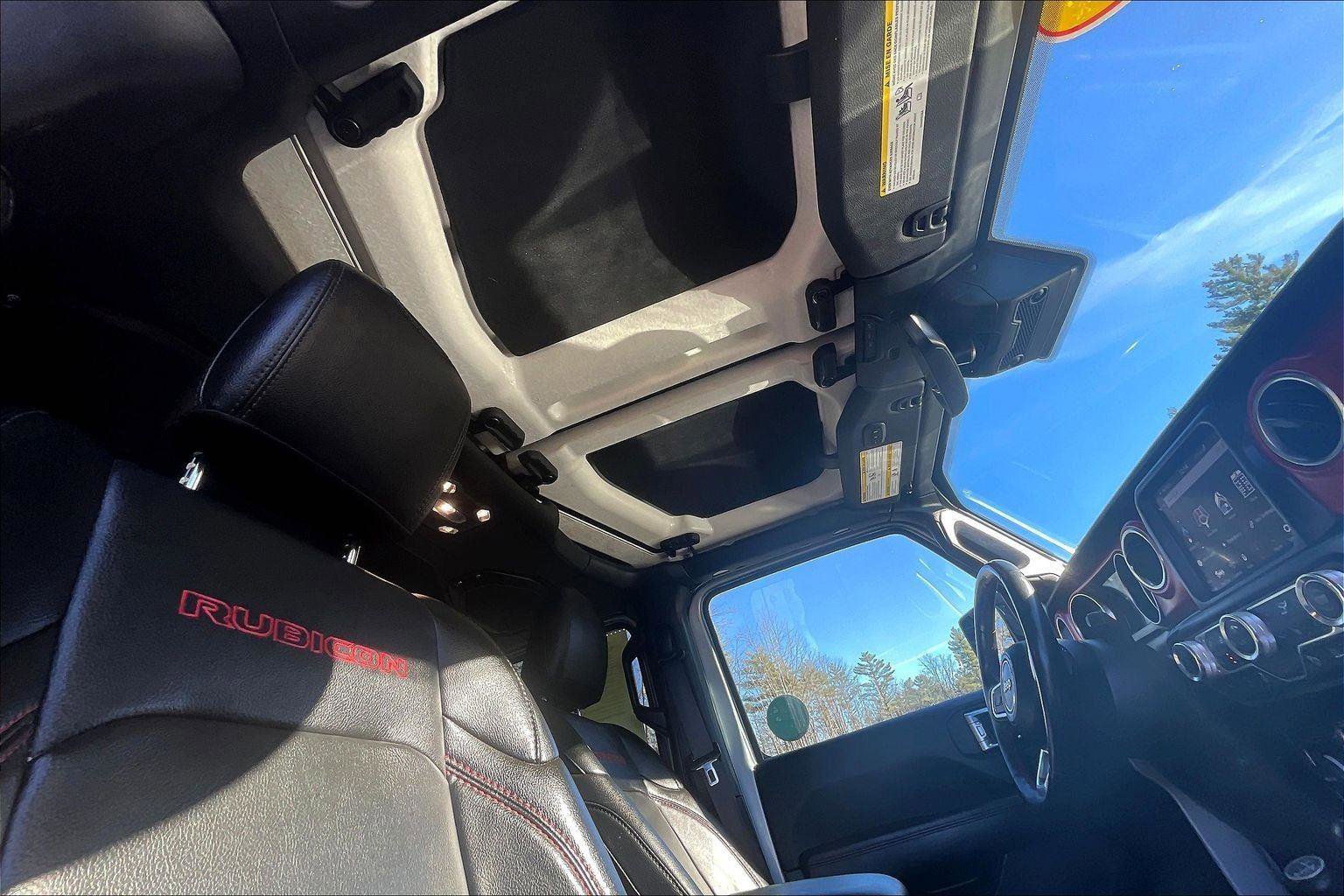 Used 2022 Jeep Wrangler Unlimited Rubicon w/ Steel Bumper Group image 17