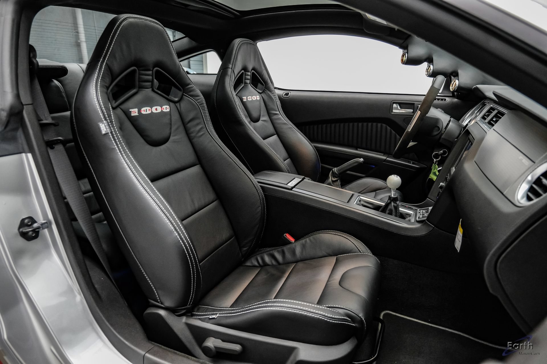 Used 2012 Ford Mustang Shelby GT500 w/ SVT Performance Pkg RWD image 52