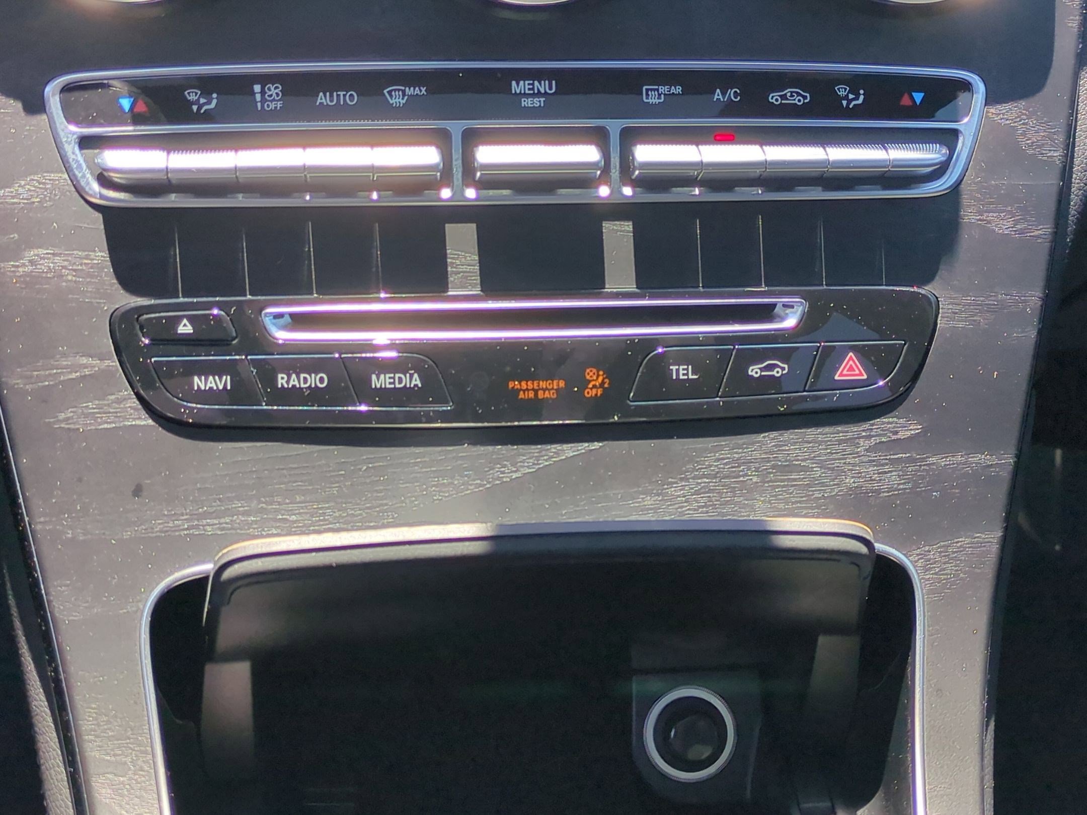 Used 2019 Mercedes-Benz GLC 300 4MATIC Coupe image 25