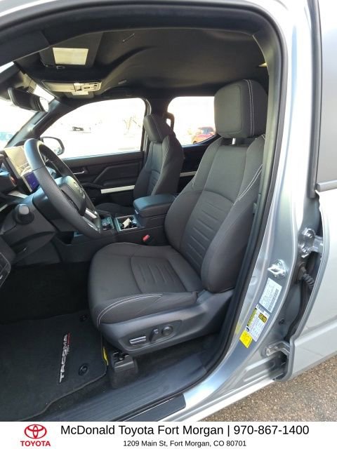 Used 2024 Toyota Tacoma TRD Off-Road w/ TRD Off Road Upgrade Package image 11