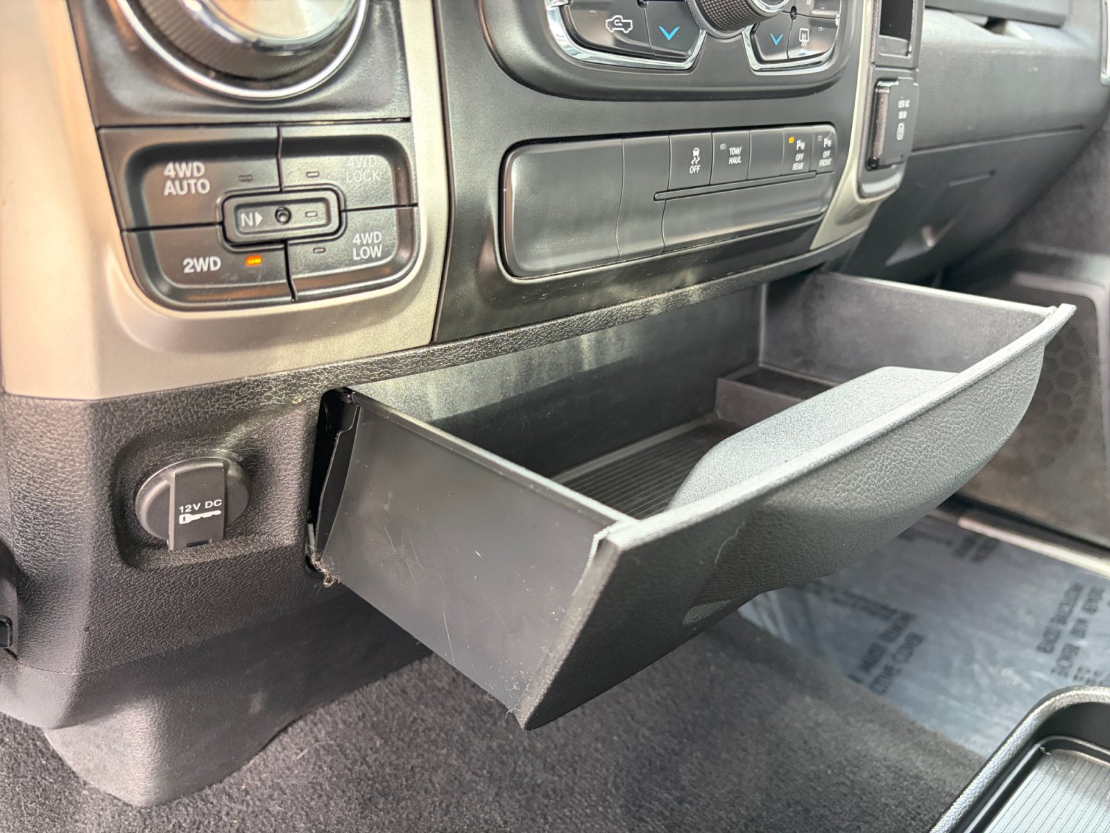 Used 2019 RAM 1500 Big Horn AWD/4WD image 32