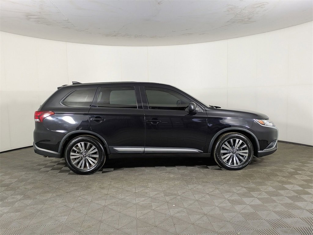 Used 2019 Mitsubishi Outlander ES image 6