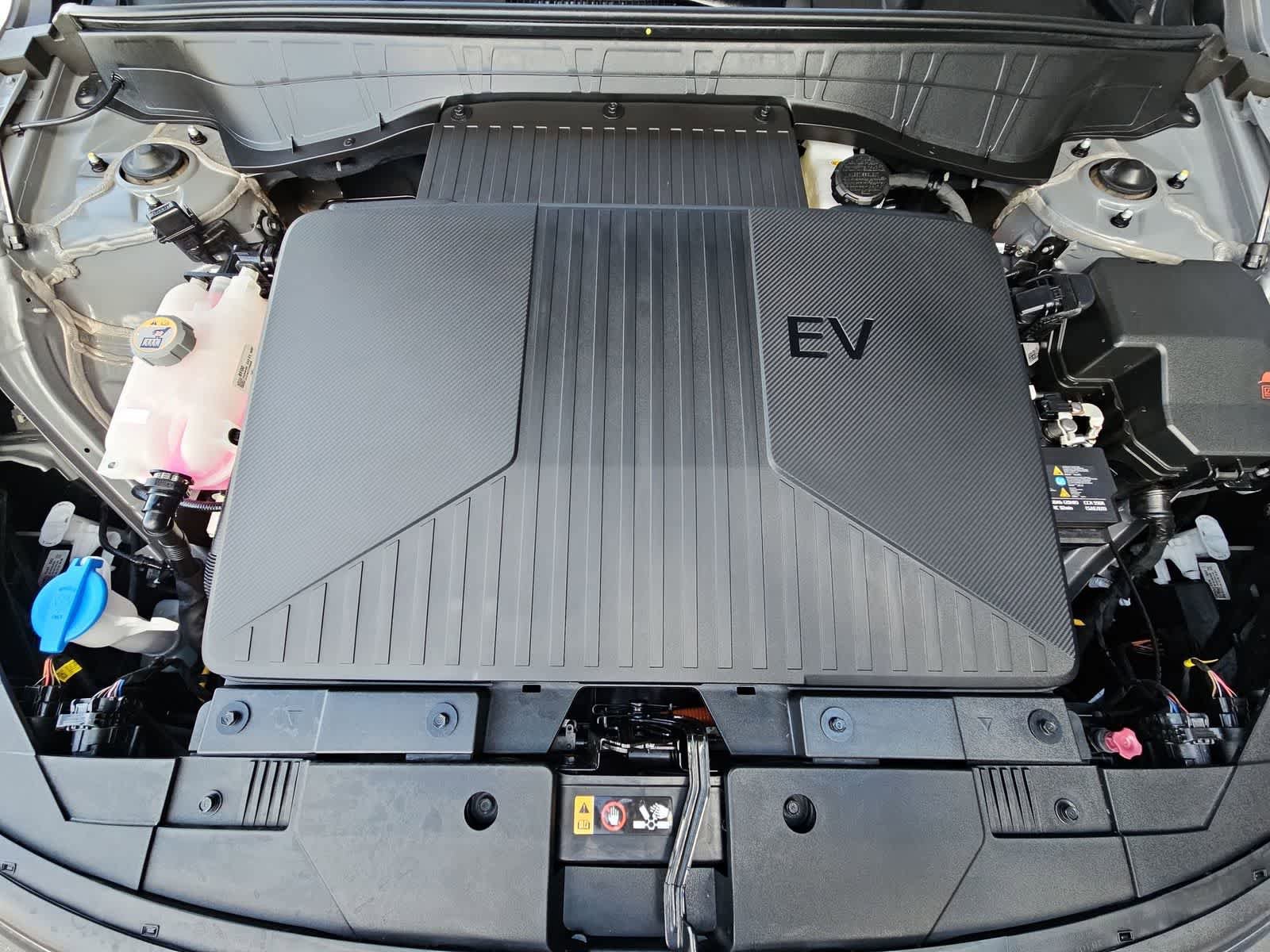 Certified 2025 Hyundai Kona SE FWD image 13