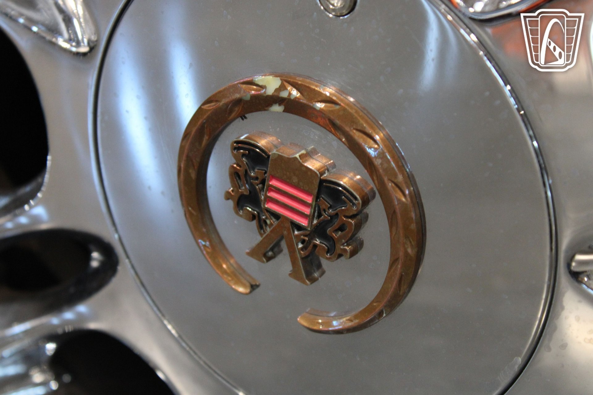 Used 2008 Cadillac DTS Performance w/ Platinum Edition image 24