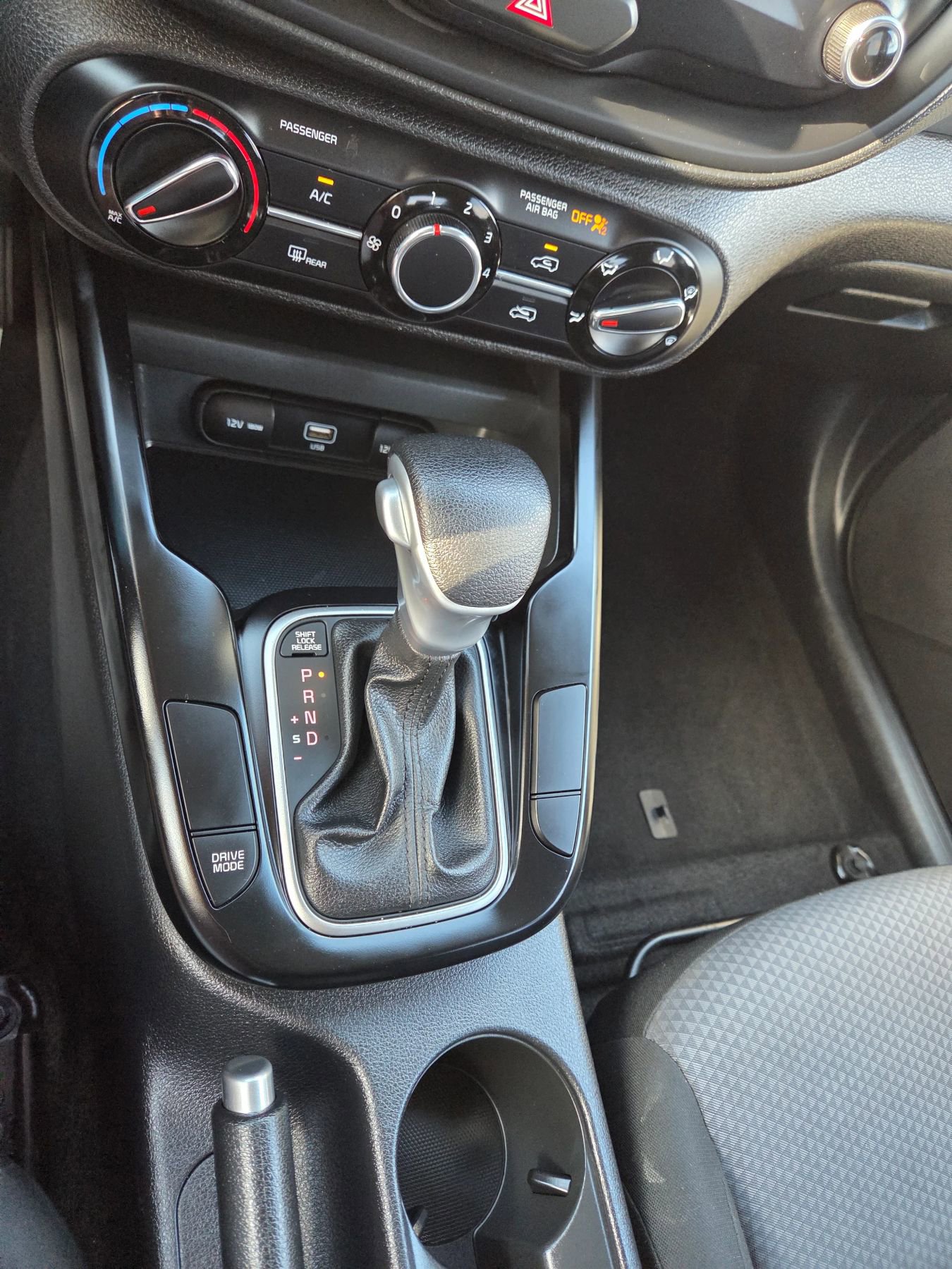 Used 2020 Kia Soul LX image 28