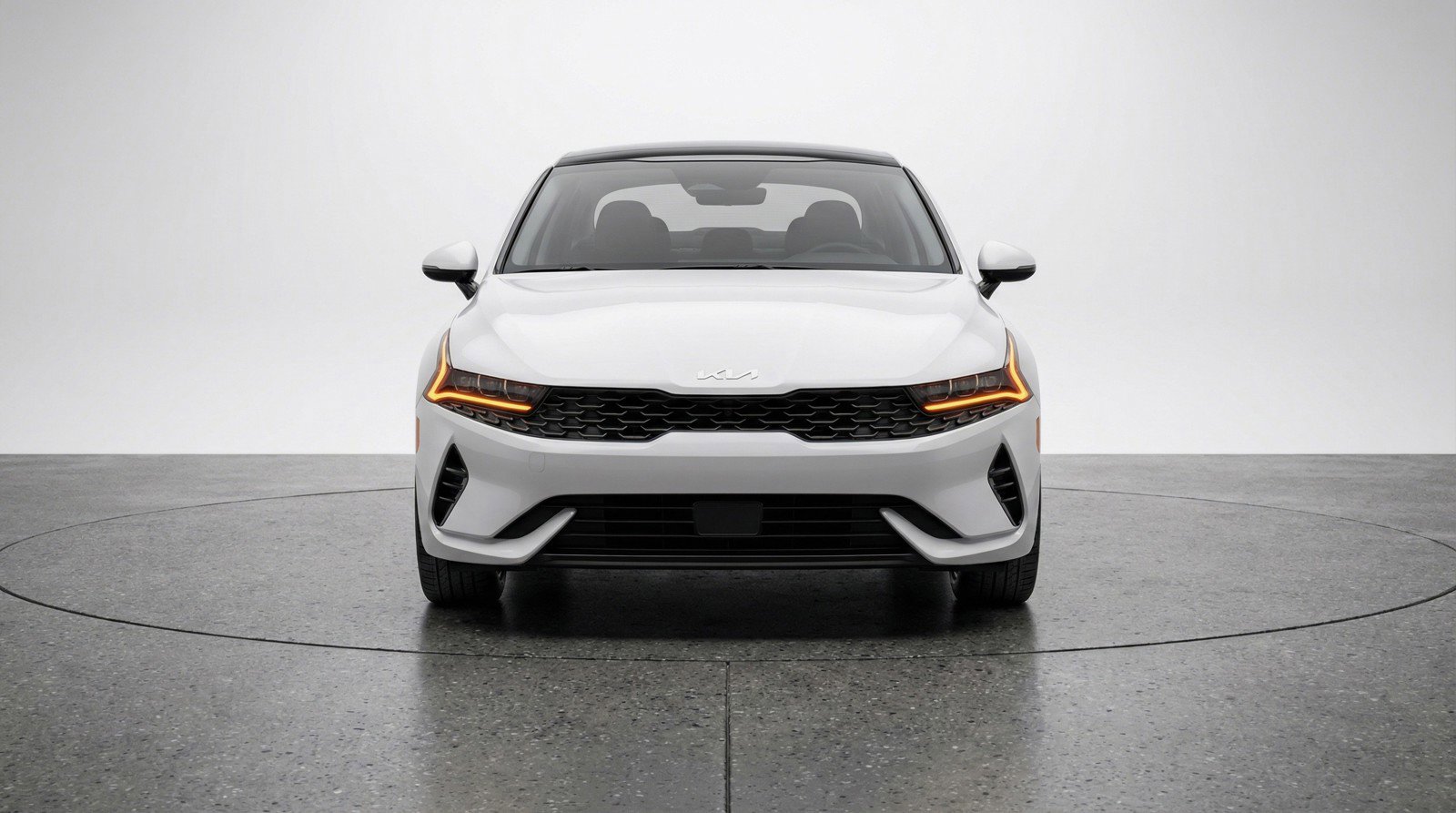 Used 2025 Kia K4 LXS image 2