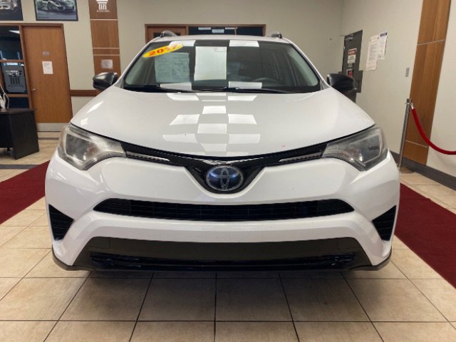 Used 2017 Toyota RAV4 LE image 8