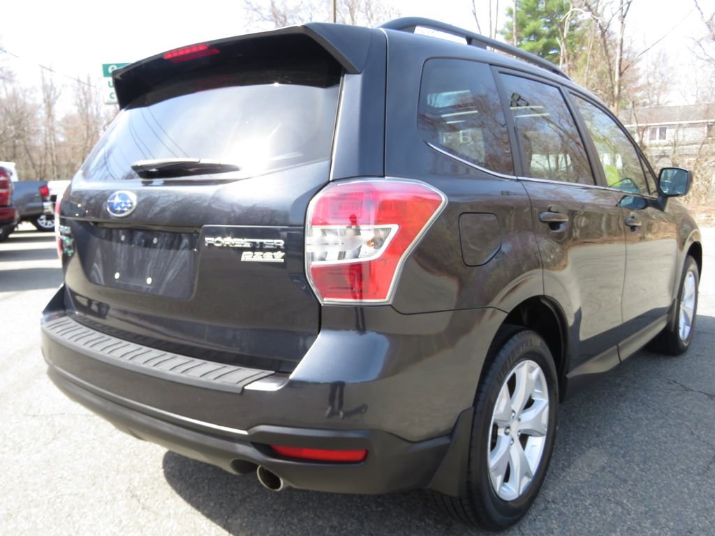 Used 2016 Subaru Forester 2.5i Limited AWD/4WD image 5