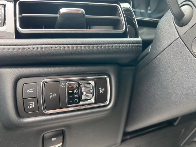 Used 2023 Lincoln Nautilus Reserve image 20