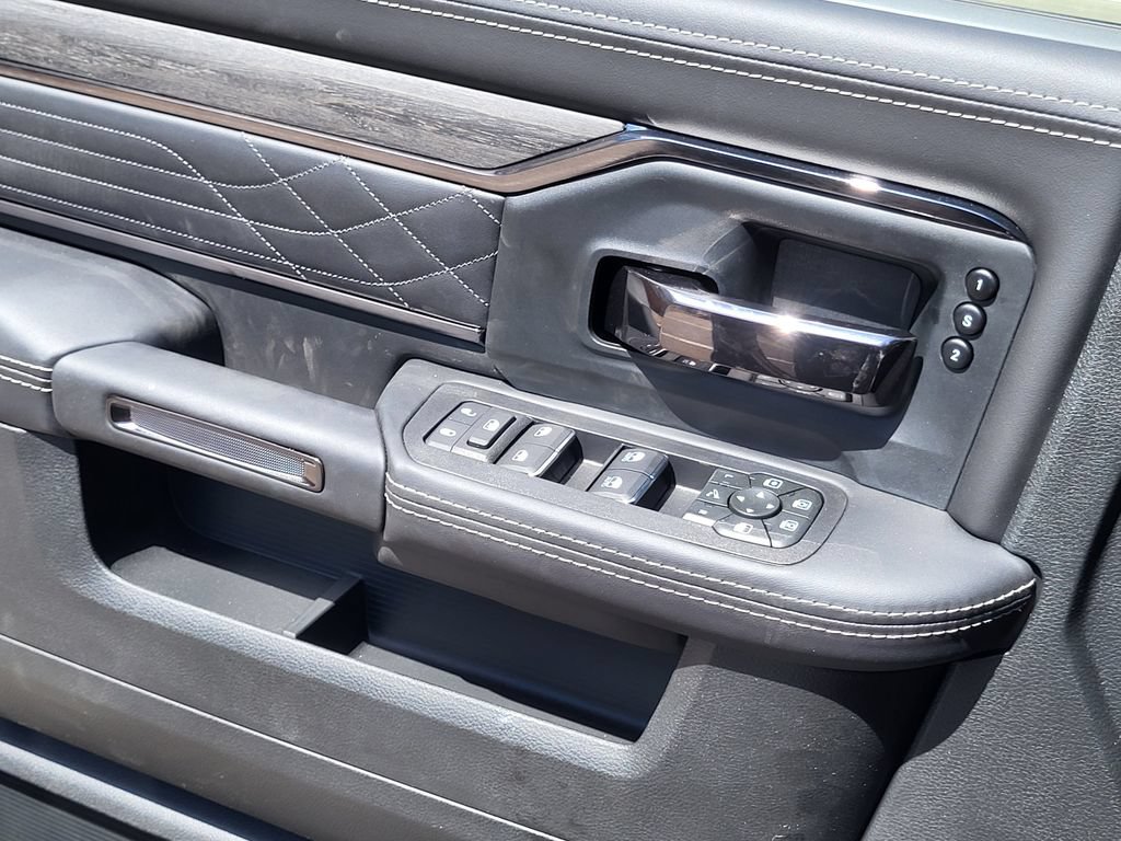 New 2027 RAM 3500 Limited AWD/4WD image 29