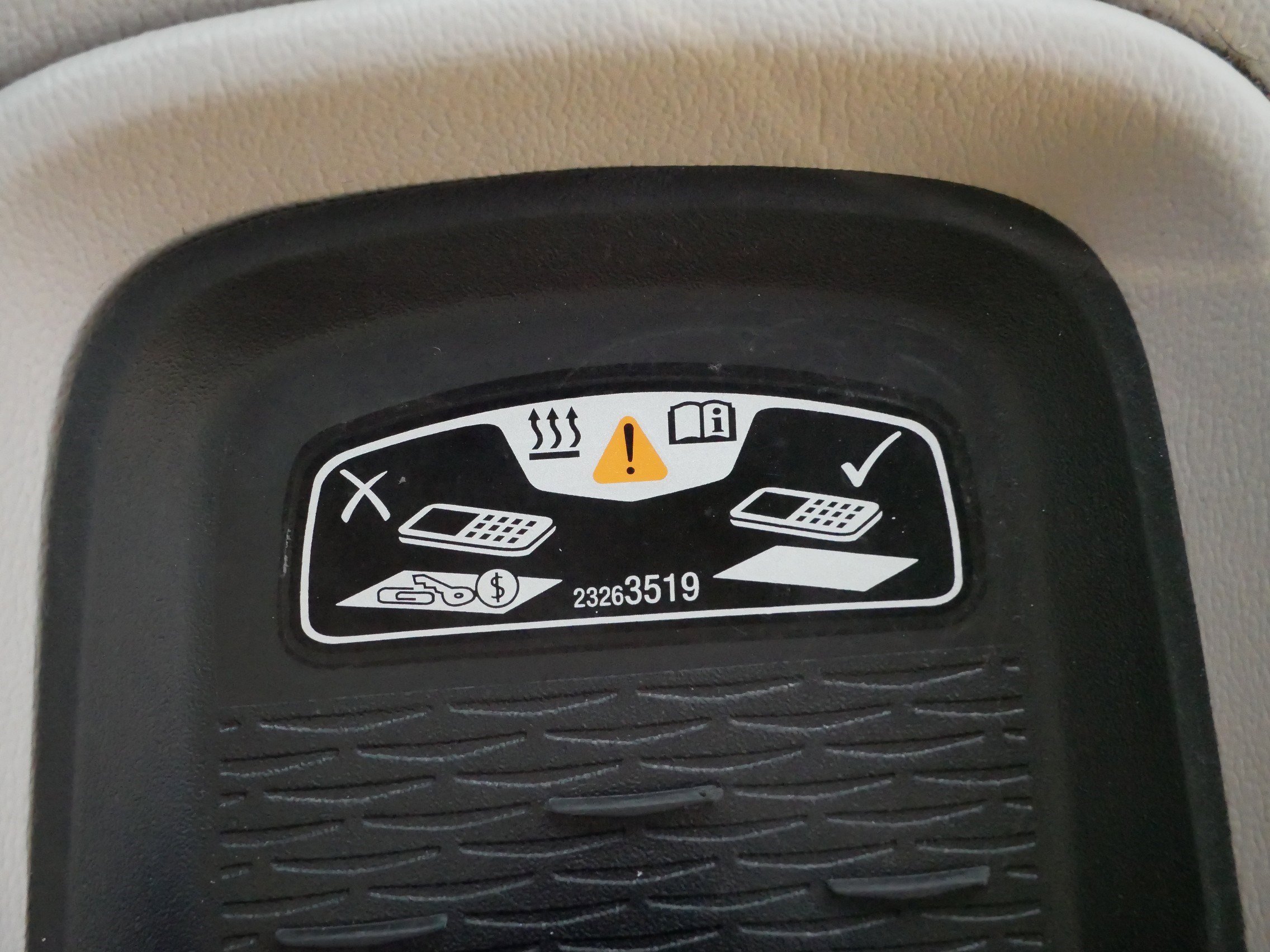 Used 2017 Cadillac Escalade Luxury image 32