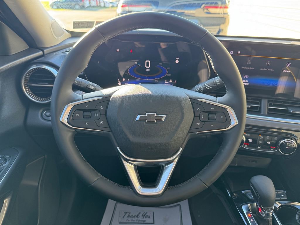 Used 2024 Chevrolet Trax ACTIV w/ Sunroof Package FWD image 15