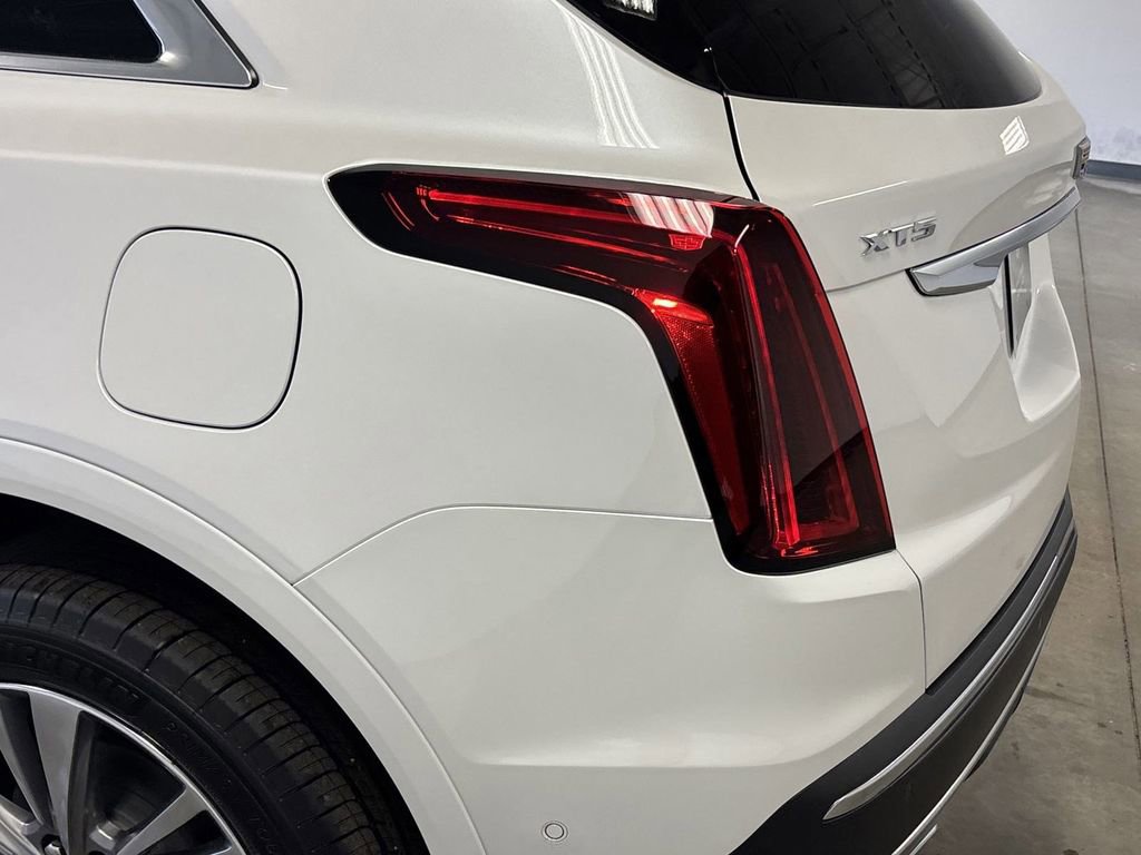 New 2025 Cadillac XT5 Premium Luxury w/ Technology Package image 10