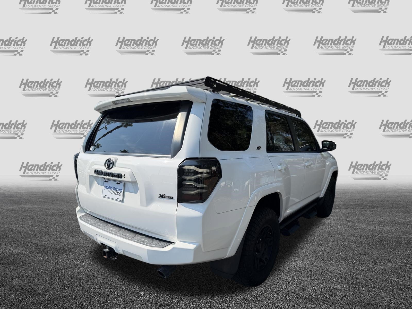 Used 2023 Toyota 4Runner SR5 AWD/4WD image 9