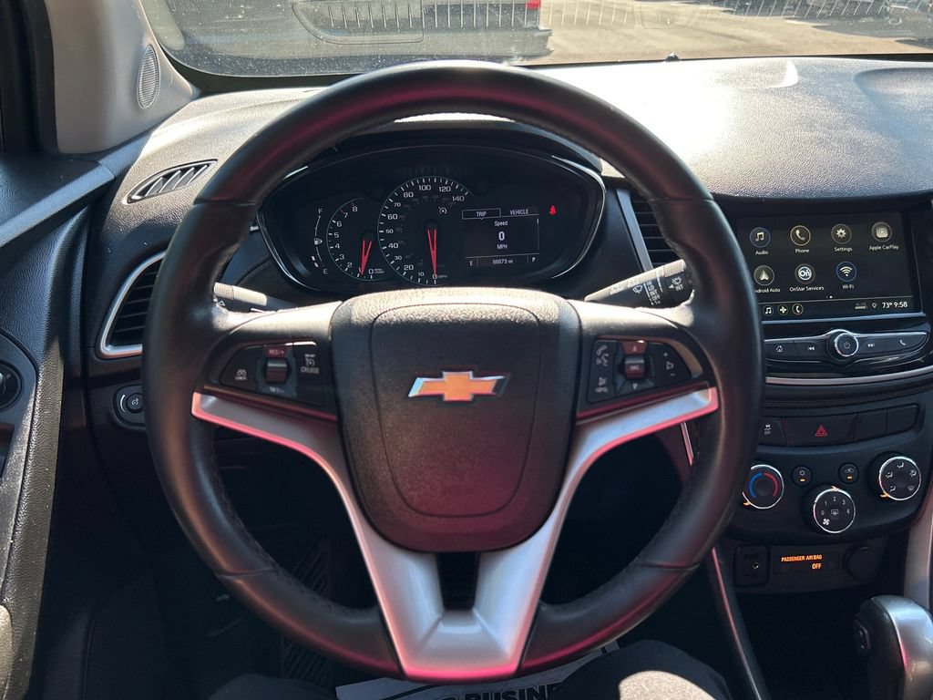 Used 2019 Chevrolet Trax LT w/ LT Convenience Package FWD image 21