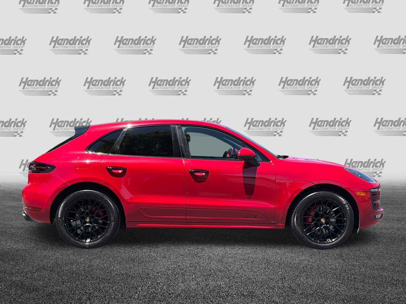 Used 2018 Porsche Macan GTS AWD/4WD image 3