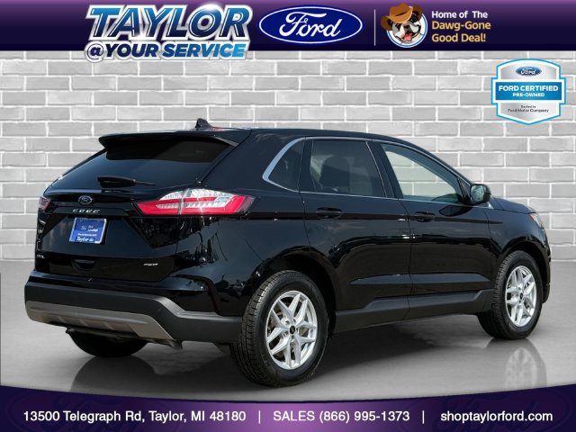 Certified 2024 Ford Edge SEL w/ Convenience Package AWD/4WD image 3