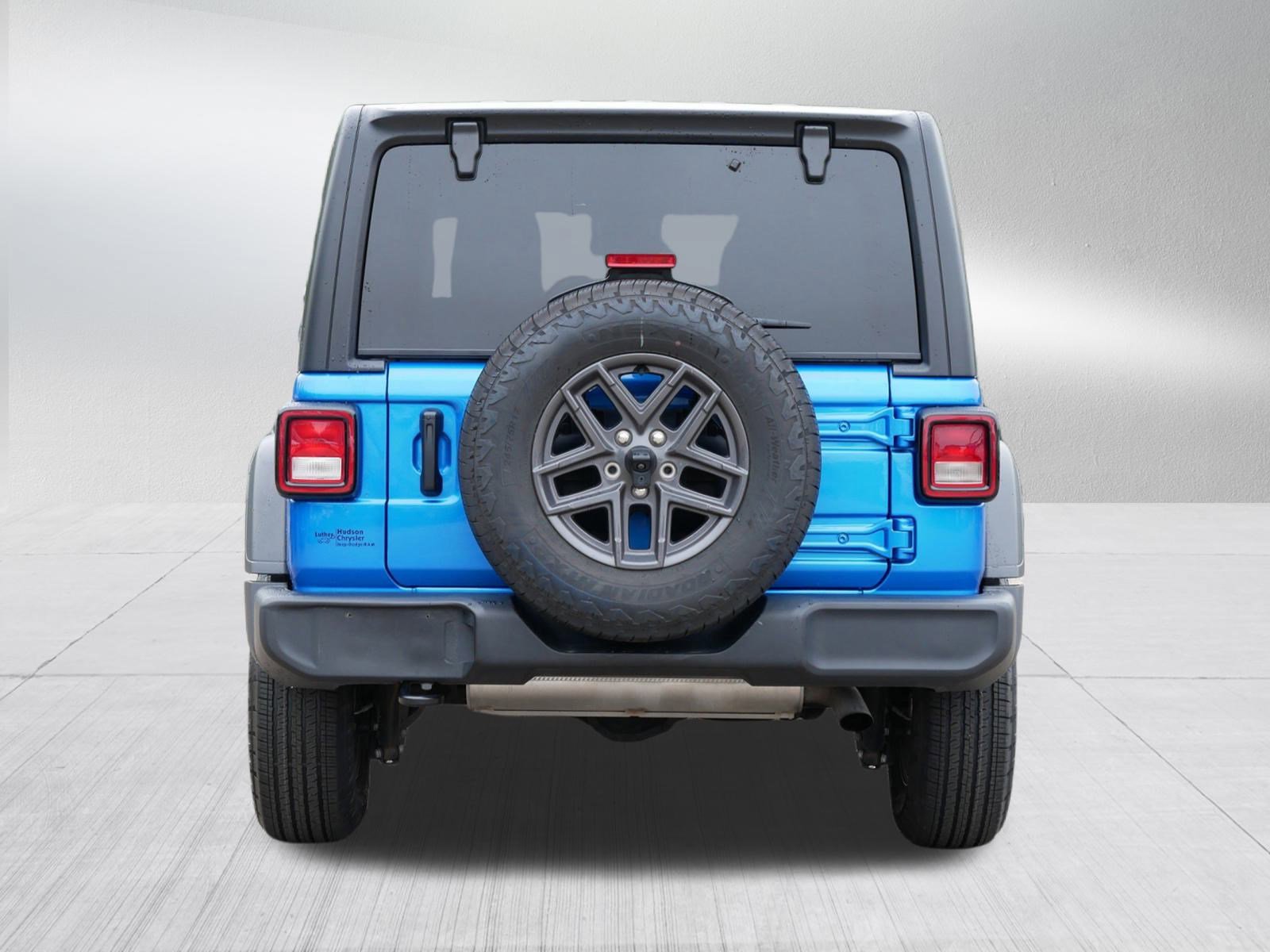 Used 2024 Jeep Wrangler Sport S image 6
