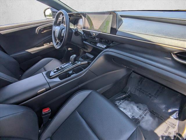 Used 2026 Toyota Crown AWD/4WD image 21