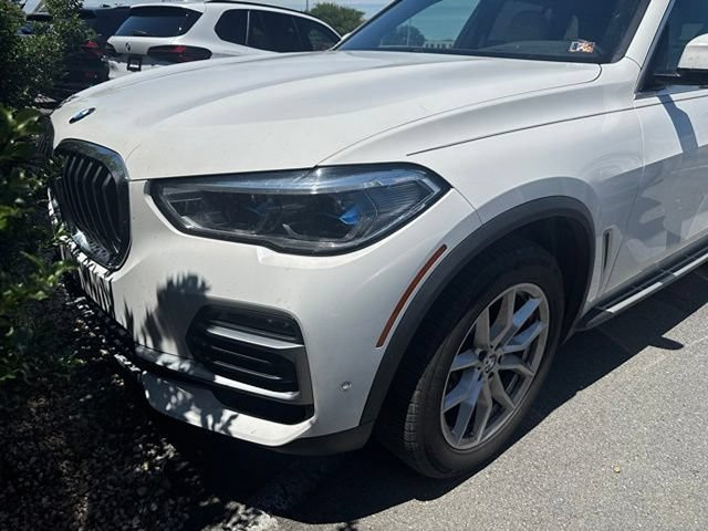 Used 2021 BMW X5 xDrive40i w/ Executive Package AWD/4WD image 1