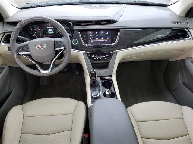 Used 2021 Cadillac XT6 Premium Luxury image 36