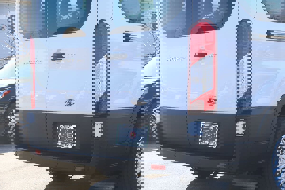 Used 2022 Ford Transit 350 XLT image 42