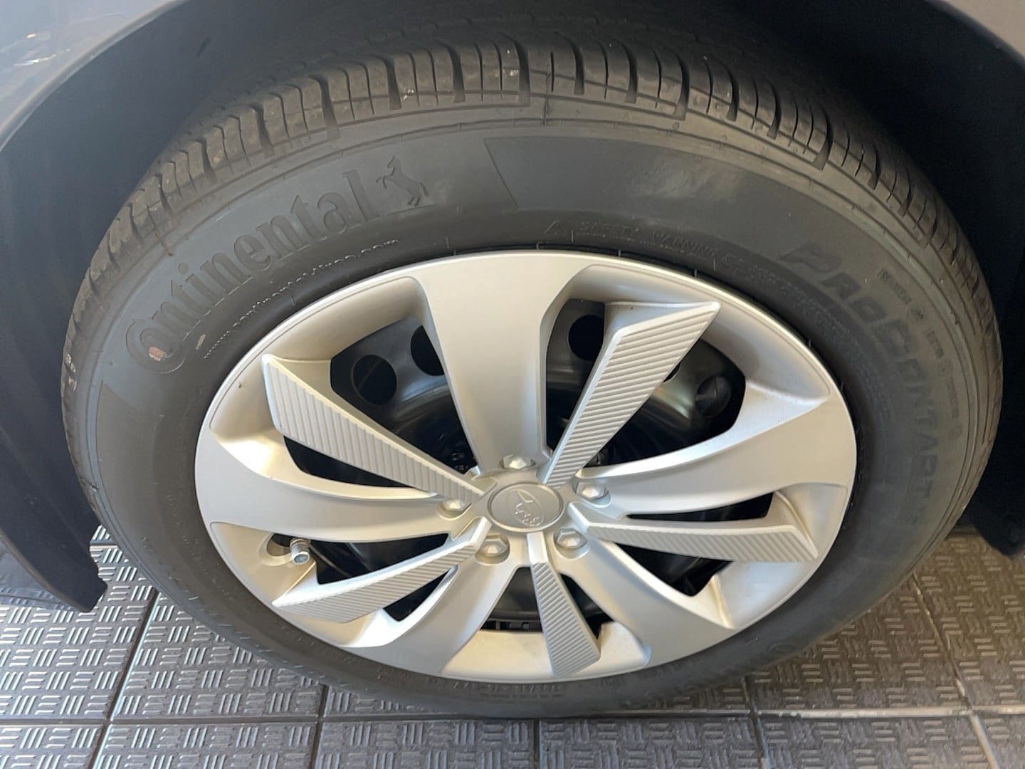 Used 2023 Subaru Impreza 2.0i AWD/4WD image 5