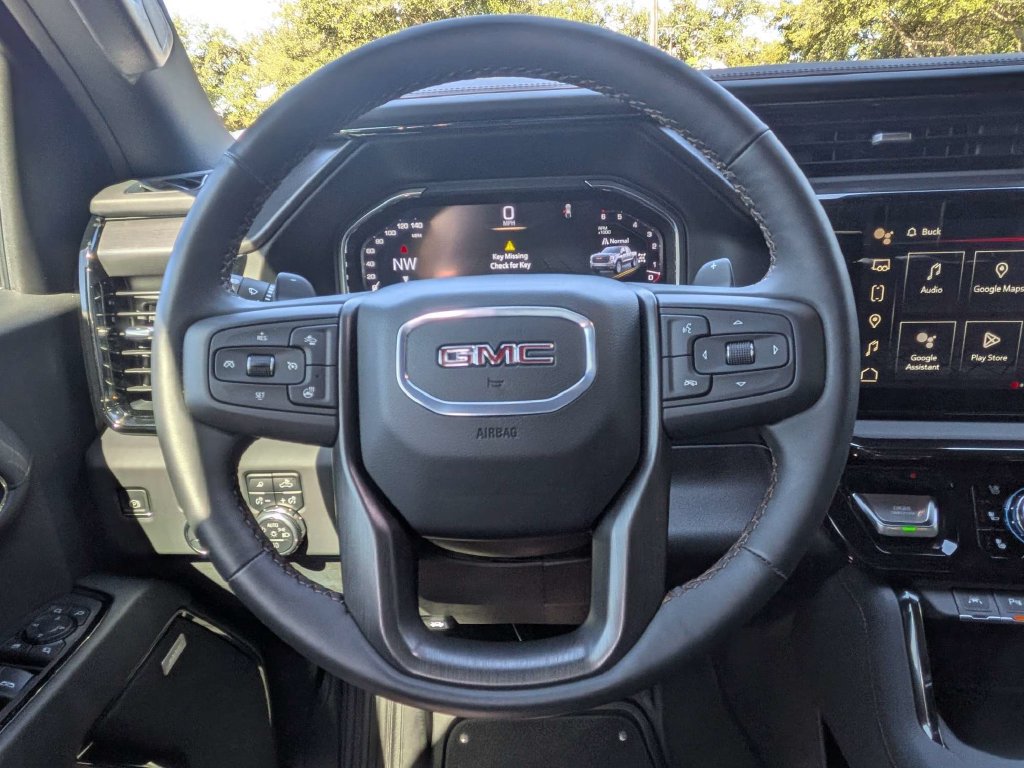 Used 2024 GMC Sierra 1500 AT4 w/ Technology Package AWD/4WD image 16