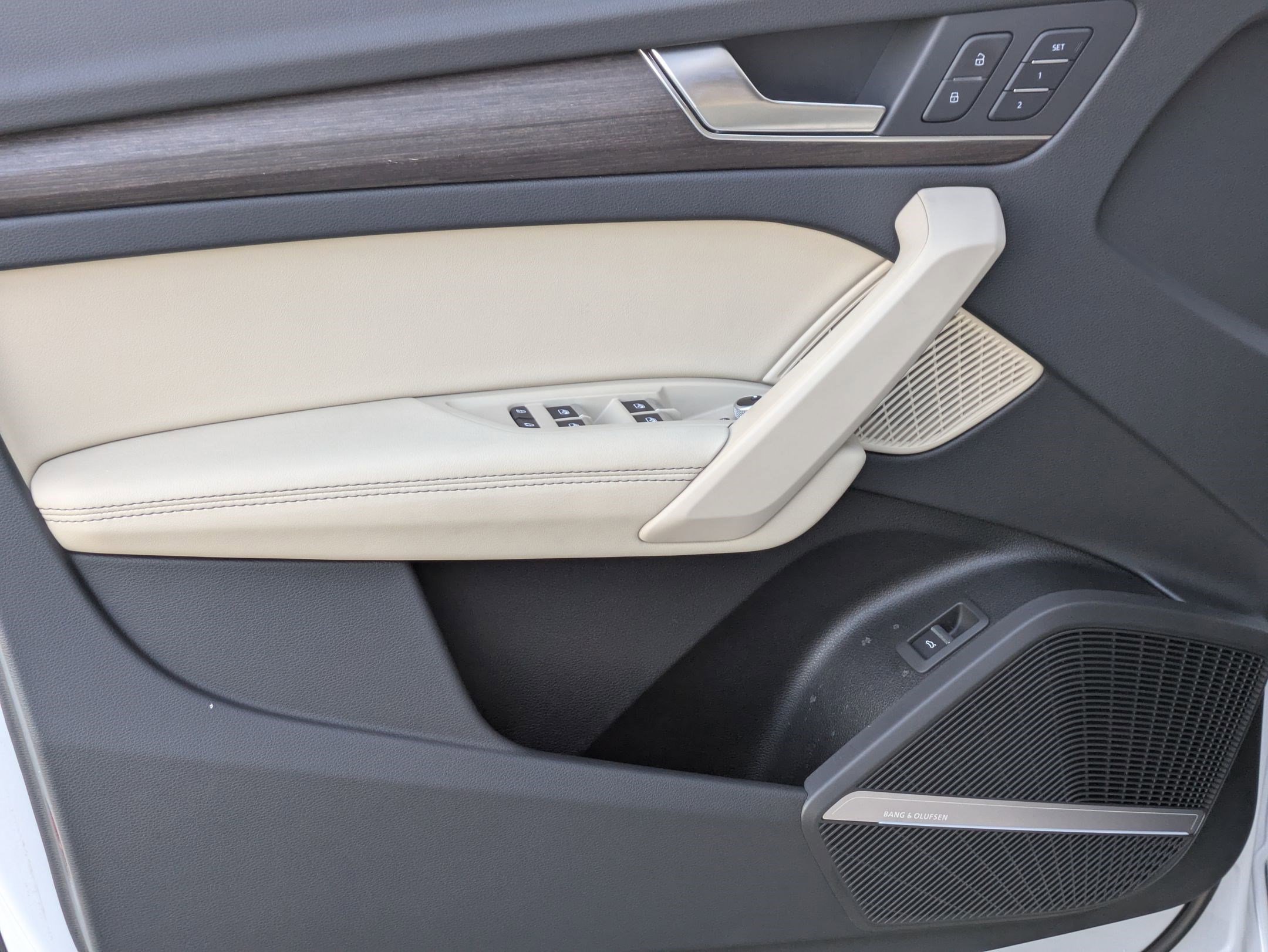 Used 2025 Audi Q5 2.0T Premium Plus w/ Premium Plus Package image 10