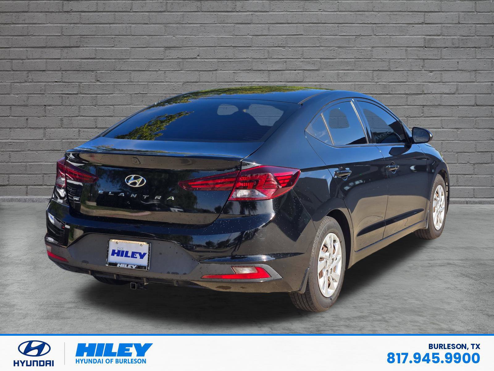 Used 2020 Hyundai Elantra SE FWD image 4